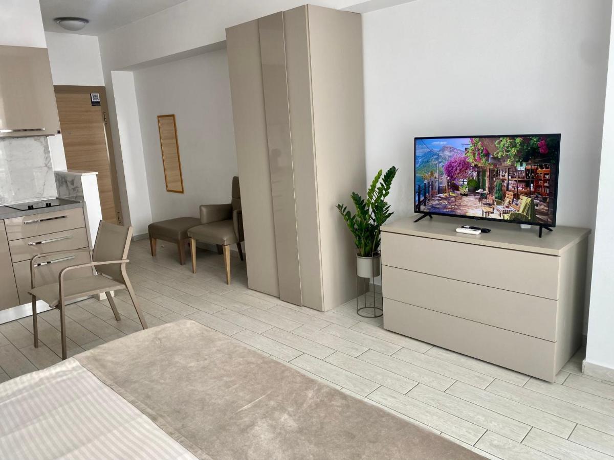 De Silva Studio Adia 4 Mamaia Εξωτερικό φωτογραφία